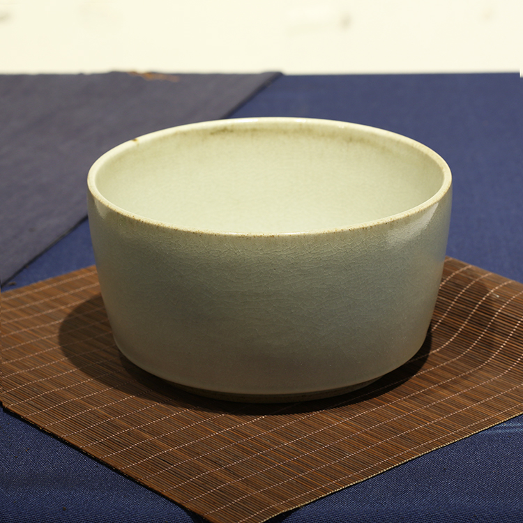 商品详情 茶瓯 口径:18cm  高:9cm 一枝莲传统生