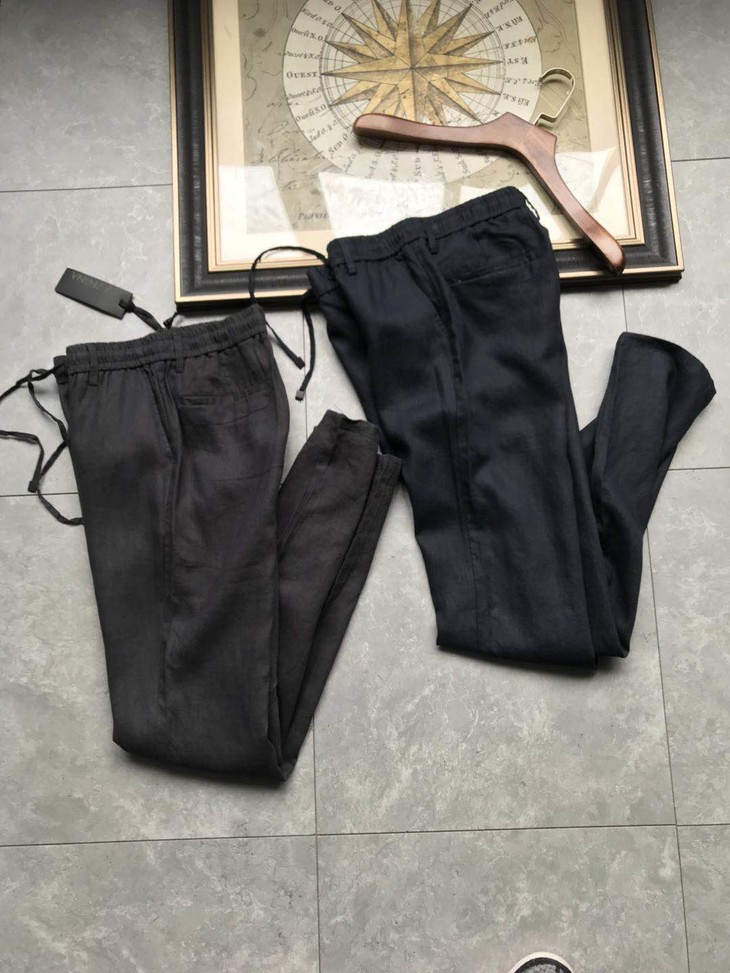 33码腰围78cm--86cm,大腿围60cm,直档29cm,裤脚围24cm,裤长106cm 34码