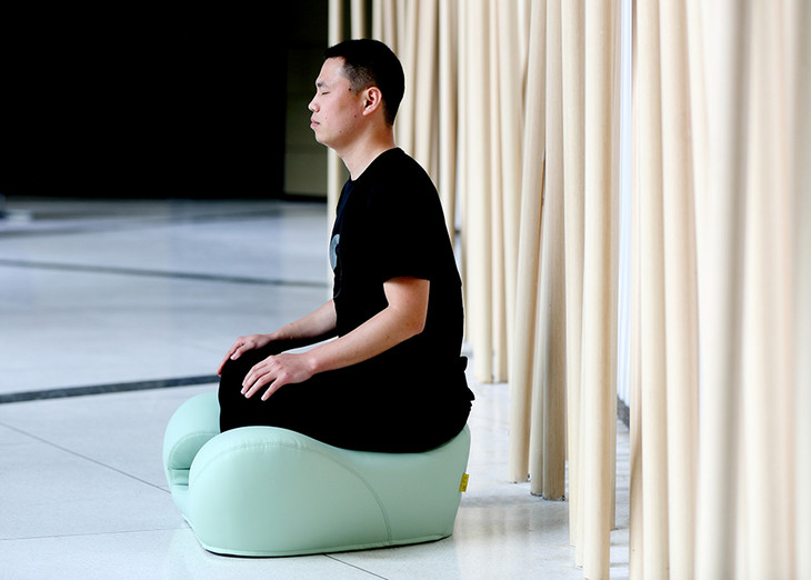 工作领域顶尖人物都爱的冥想打坐 你也试试 "心冥想"坐具 给生活多