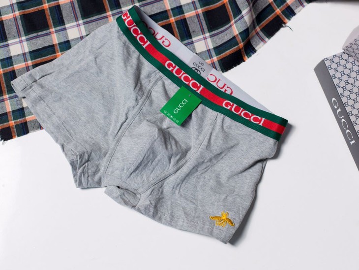 点此购买 gucci 古驰 一盒3条装男士内裤