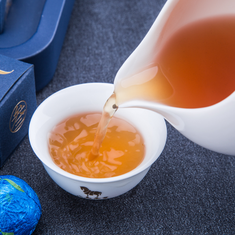 八马茶叶|云南普洱·生茶茶叶·鹿与茶鲸礼盒.160g/盒