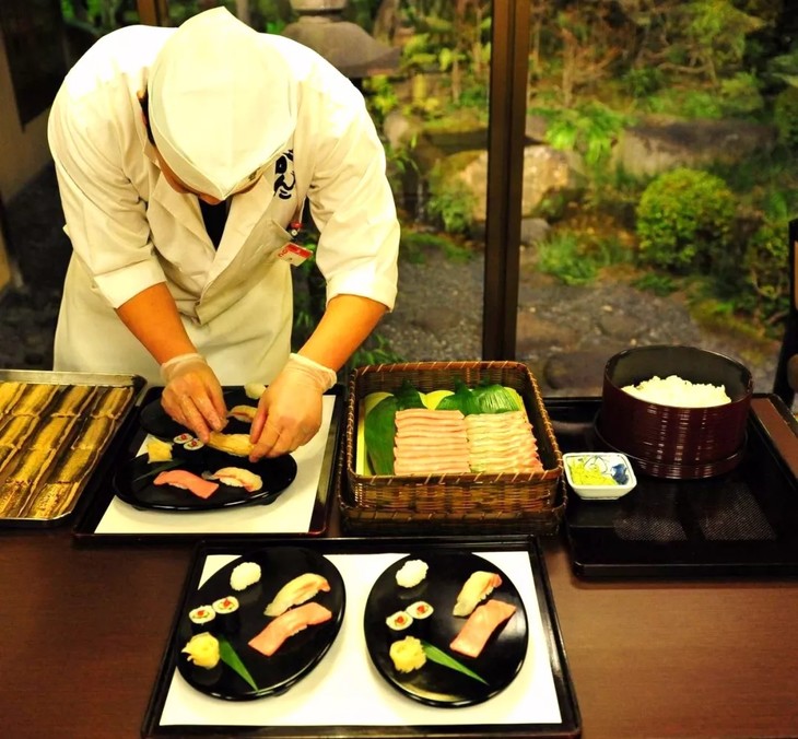 学习制作日本料理