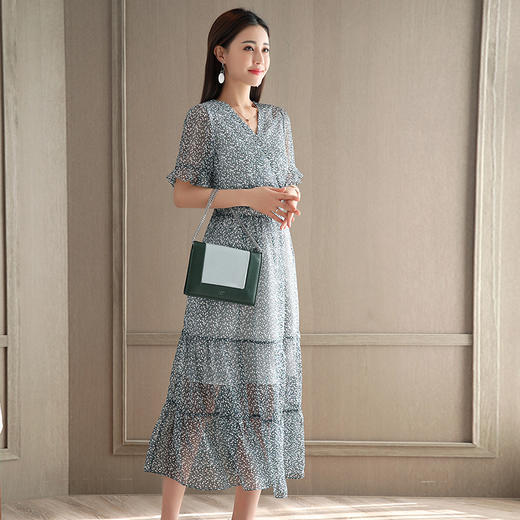 丝柏舍春天服装新款女春装chic长裙仙复古温柔裙连衣裙s82r0012l