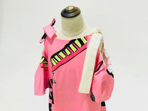 LR02系带露肩连衣裙 商品图0