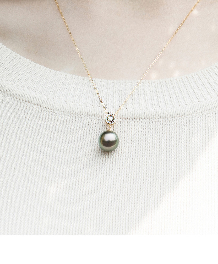 母亲节礼物感恩回馈季 海水黑珍珠项链圆心镶钻吊坠大溪地黑珍珠18金