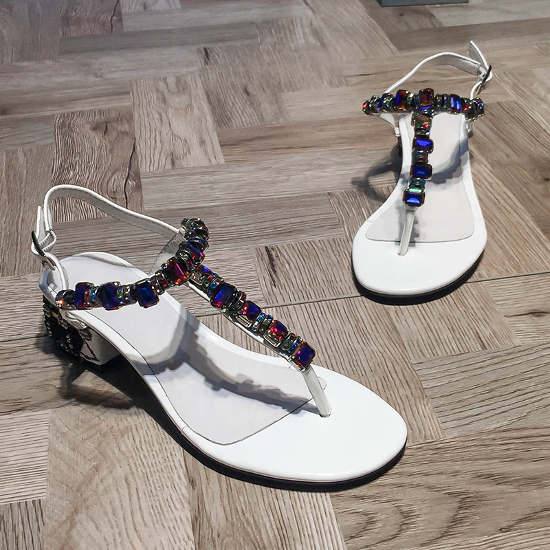 【大梵】欧洲站女鞋2018夏新款水钻丁字凉鞋女夹趾中跟单鞋xp5786