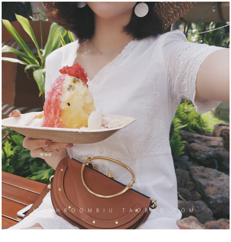 金蘑菇菇 少女心很好驾驭的乖巧纯棉刺绣小白裙短袖中腰连衣裙女