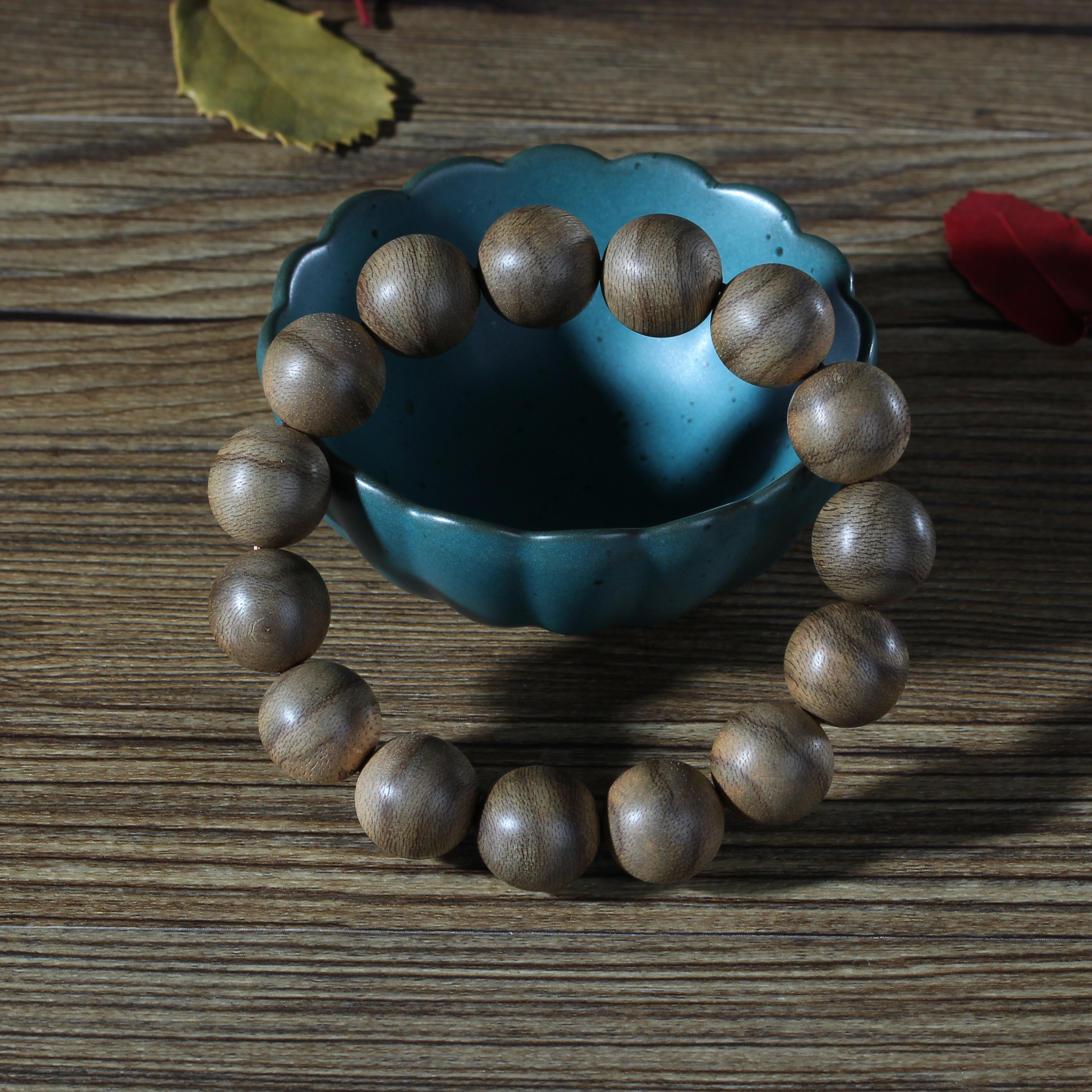 东马产区沉香手串14mm*15颗13.2克