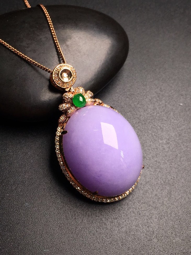 【11189】翡翠细糯粉紫大蛋面吊坠