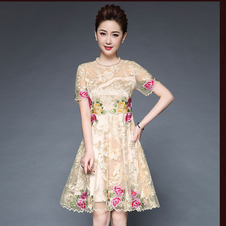 jc009#重工绣花大摆连衣裙