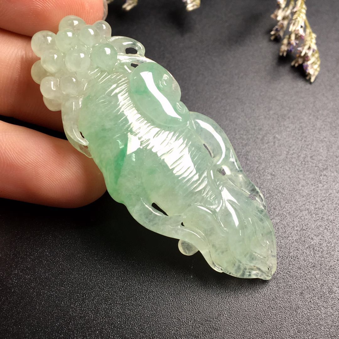 【11287】翡翠冰种飘绿人参