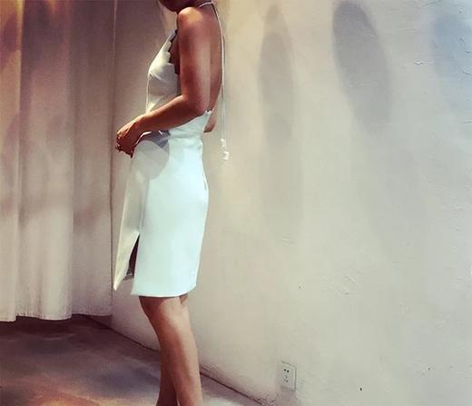 Atelier Miss Lu/Cara-薄荷绿扇贝边挂脖连身裙 商品图1