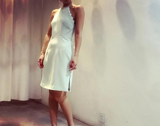 Atelier Miss Lu/Cara-薄荷绿扇贝边挂脖连身裙 商品图0