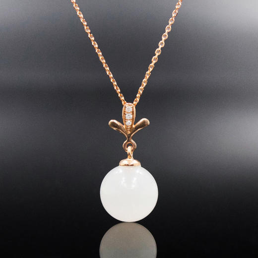 18K玫瑰金和田玉（白玉）镶钻玉珠吊坠--三叶草 /玉珠10mm 商品图0