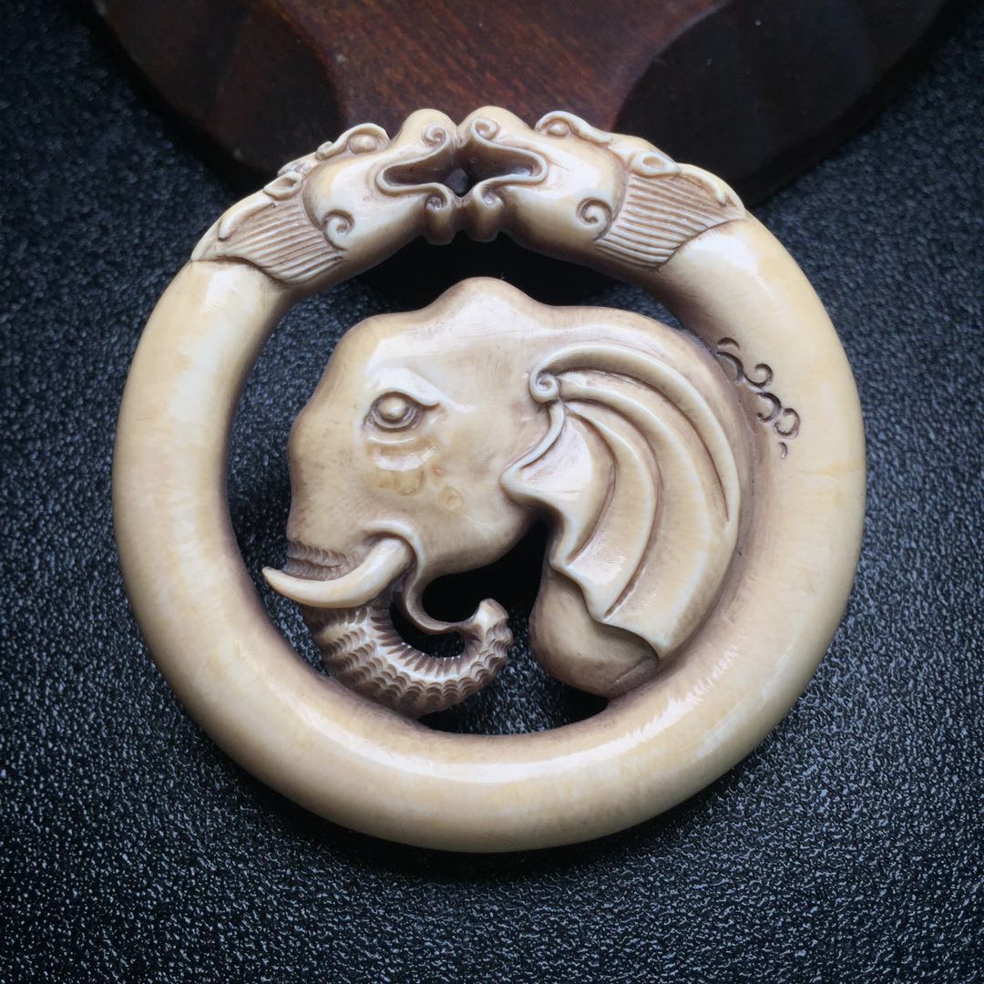 【d47036】猛犸象牙大象圆牌吊坠