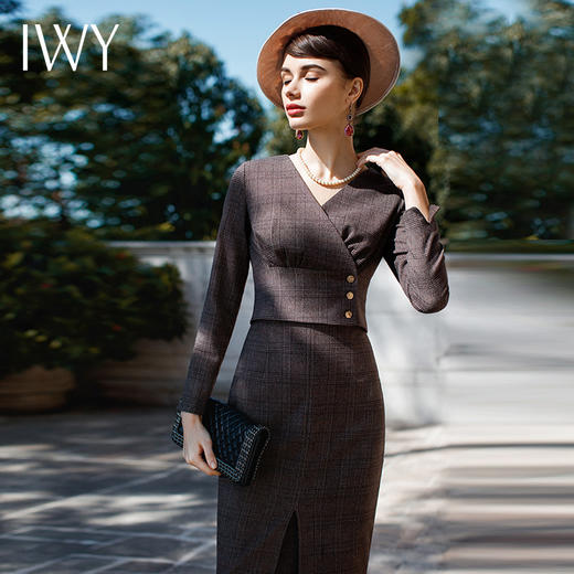【售罄下架】IWY/咖啡色格纹长袖西装半裙套装CS230 商品图4