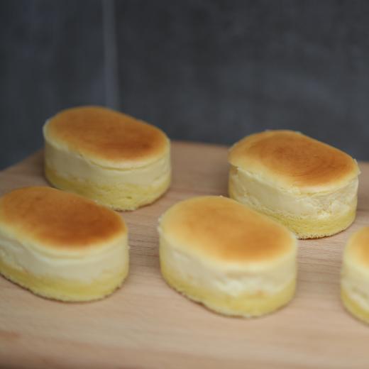 榴莲味小口芝士蛋糕 商品图1