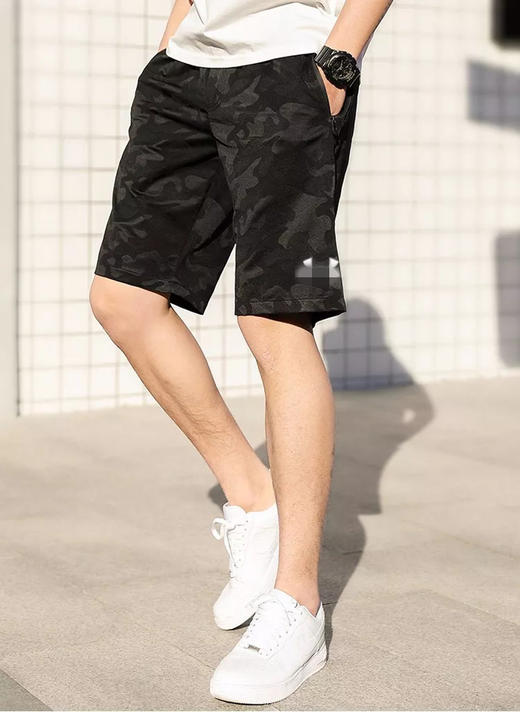 男士黑色迷彩短裤 运动居家休闲都合适