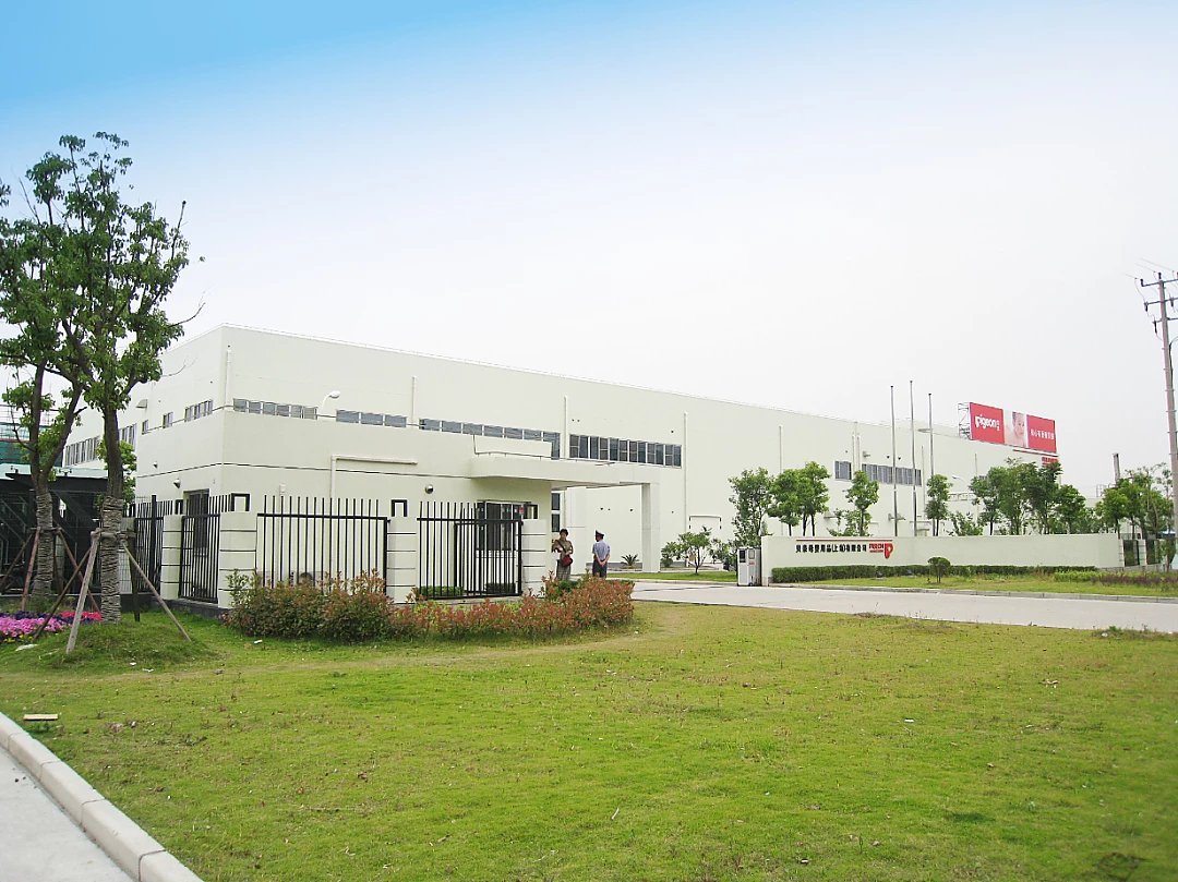 pigeon高端类羊水胎脂成分,促进婴儿皮肤屏障功能成熟,婴儿泡泡发露