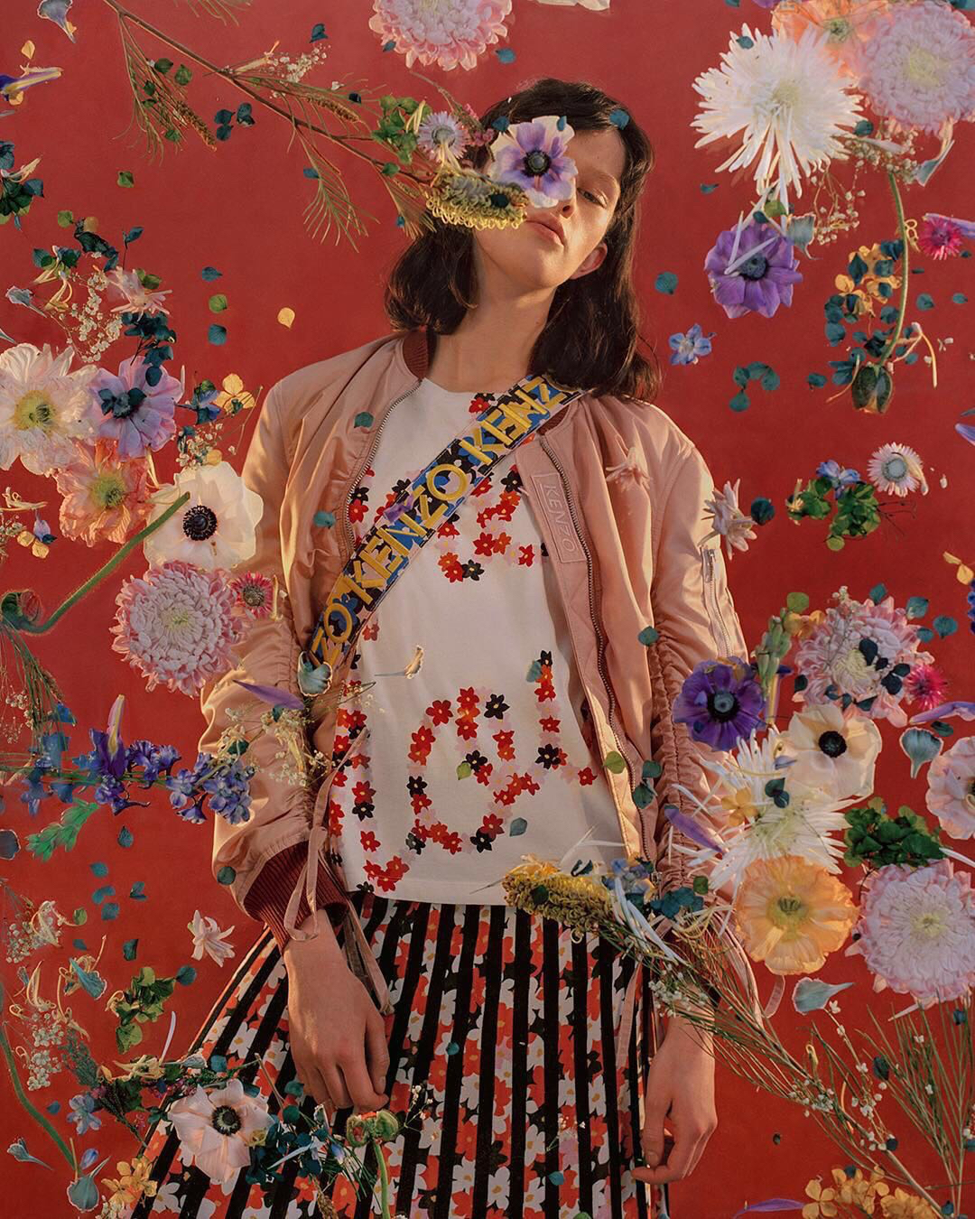 现货一共有4款t在内哦～点进去看,今年kenzo最后一批t啦,专柜最爆的几