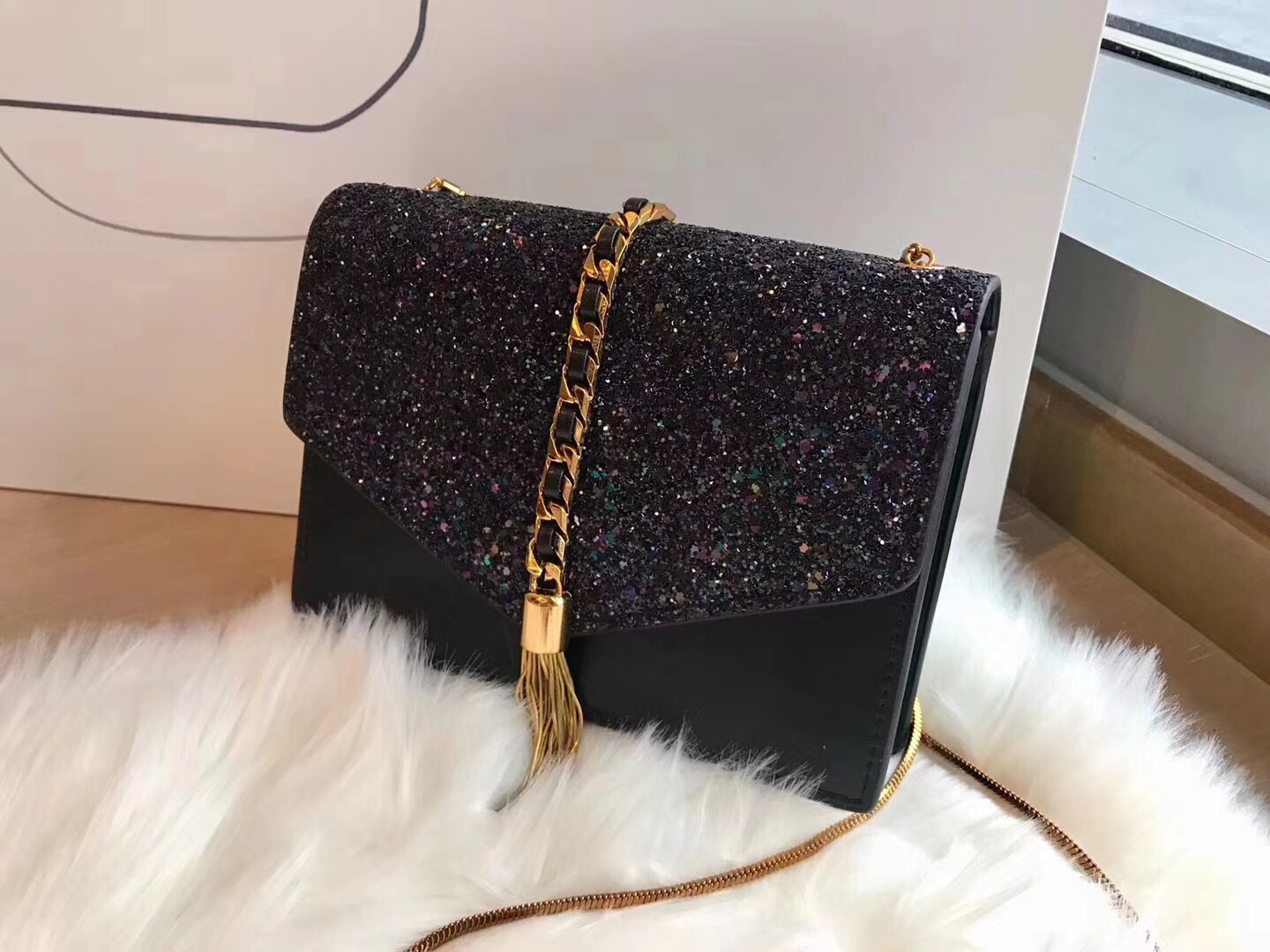 小ck亮片流苏包