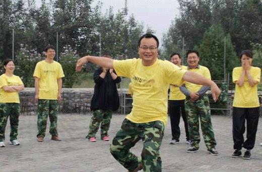 惩罚游戏《猩猩求爱》 商品图0