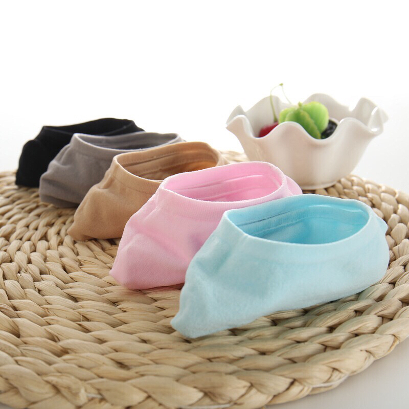 糖果色魔术袜子 女士隐形天鹅绒硅胶防滑船袜子 10元5双(颜色随机,选