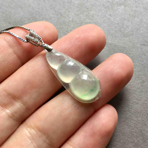 冰种飘阳绿翡翠福豆 商品图6