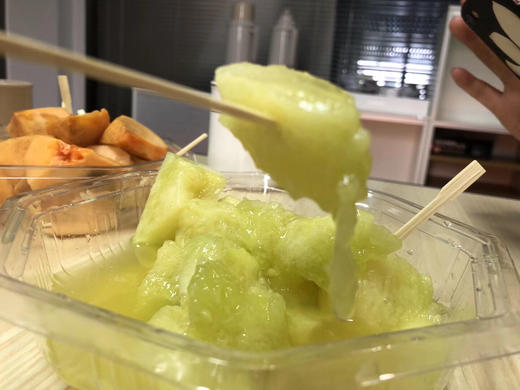 静冈温室网纹蜜瓜🍈 ——完全熟软后，浓浓的蜜瓜香气沁人心脾！一瓜一藤的专注 商品图10