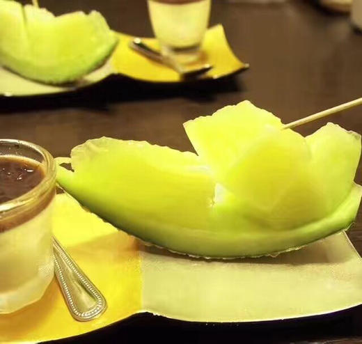 静冈温室网纹蜜瓜🍈 ——完全熟软后，浓浓的蜜瓜香气沁人心脾！一瓜一藤的专注 商品图7