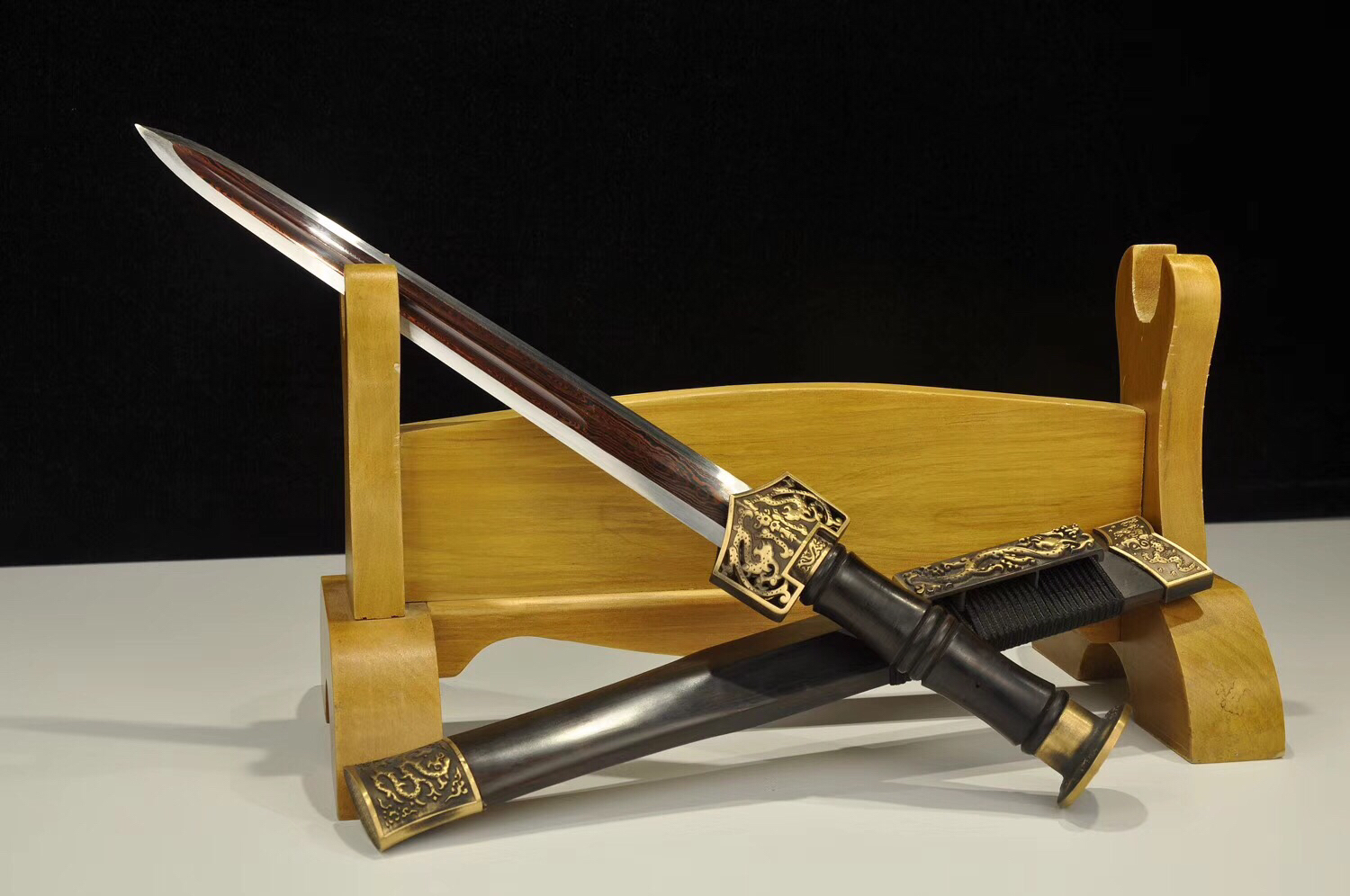 【品名】新铜小汉剑 · 黑檀木 · 百炼花纹钢