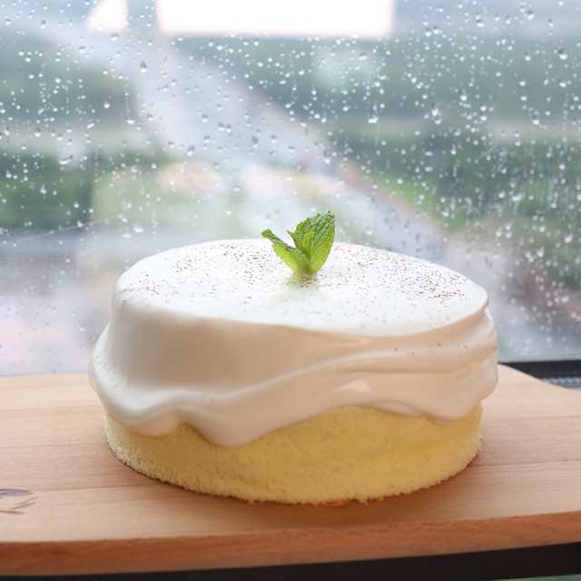 榴莲卡仕达蛋糕