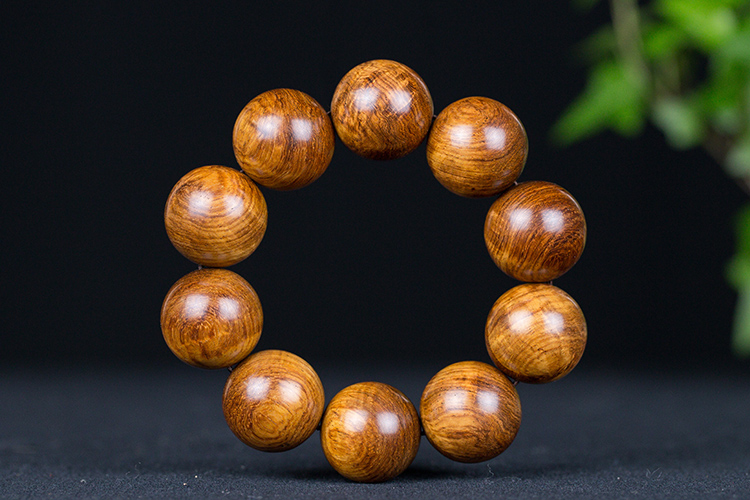 5*10颗海黄糠梨新料顺纹带水波 h23(孔道瑕疵)