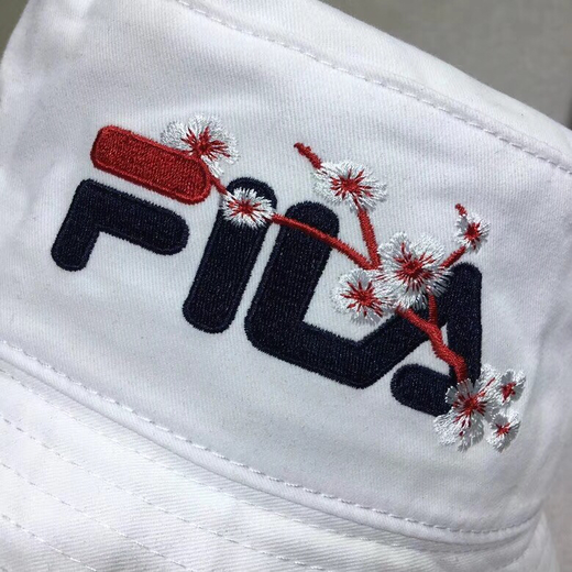 99包邮2018009860斐乐经典时尚梅花渔夫帽今年爆款,前有刺绣斐乐梅花