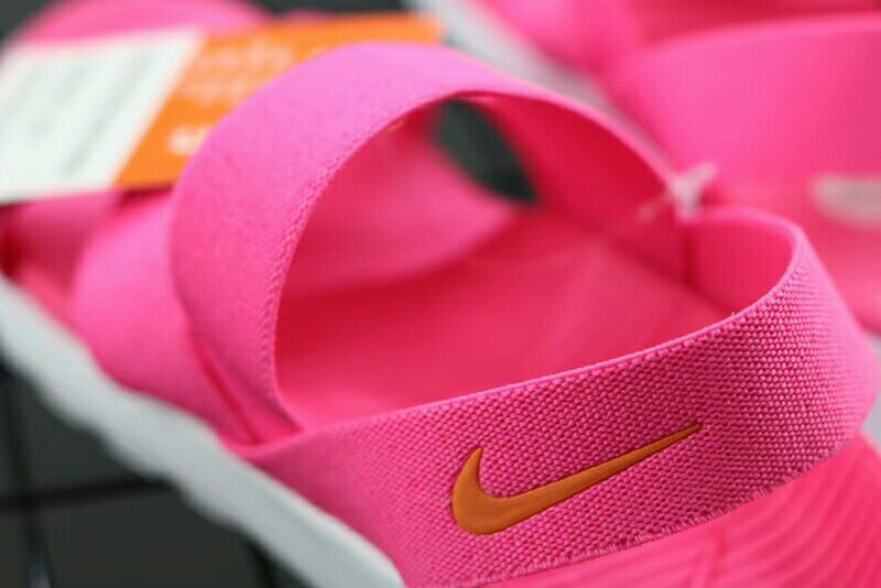 nike roshe one sandal 耐克沙滩凉拖鞋 830584-681 尺码:35.5 36.