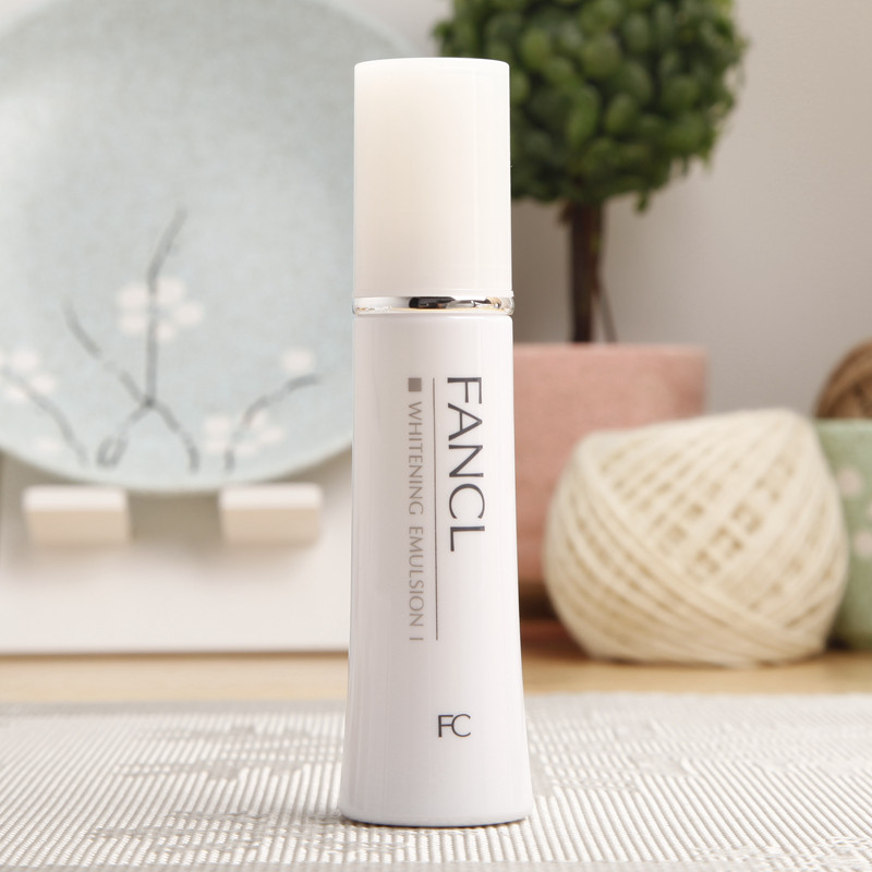 日本芳珂fancl美白化妆水美白乳液