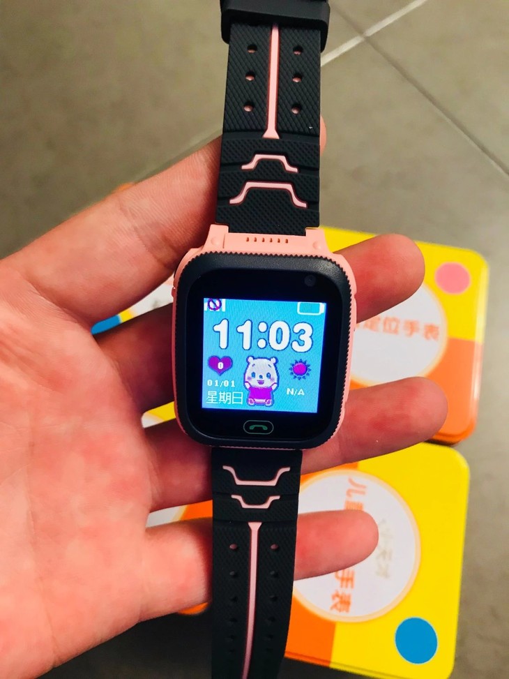 5cm 包装:小天才原版包装铁盒    特别说明: 我们的图片均为手机实拍