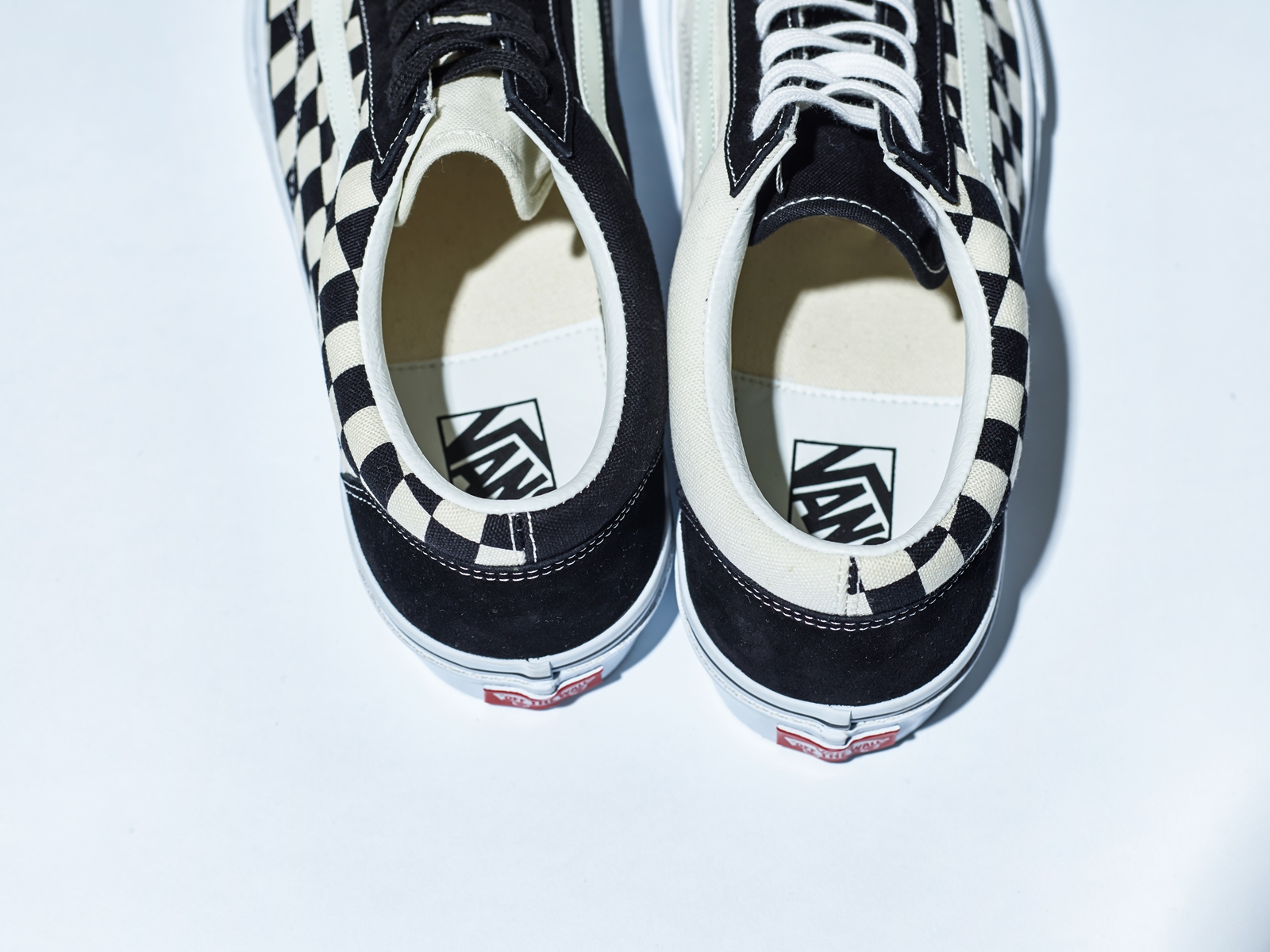 vans x billys合作款日版阴阳鞋style36 黑白阴阳鞋