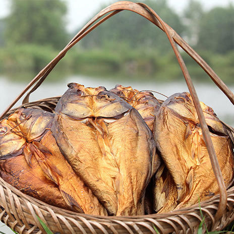 腊鱼 湖南宁乡特产 烟熏鲢鱼干咸鱼干货农家自制烟熏腊