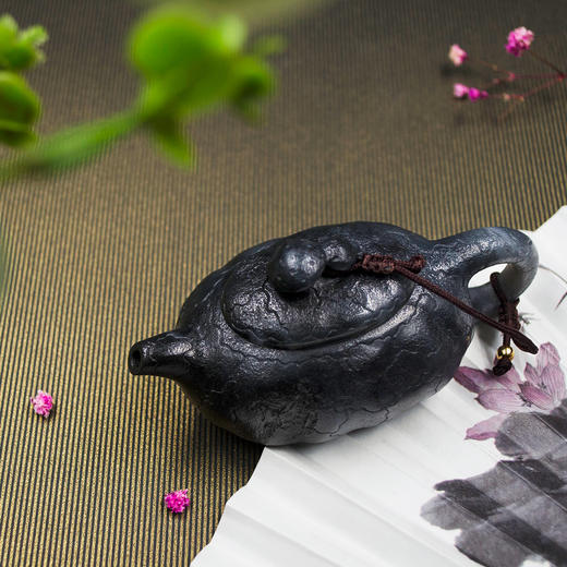 和田玉（青花）玉壶--供春壶（宋鸣放6612）92.79G 商品图0