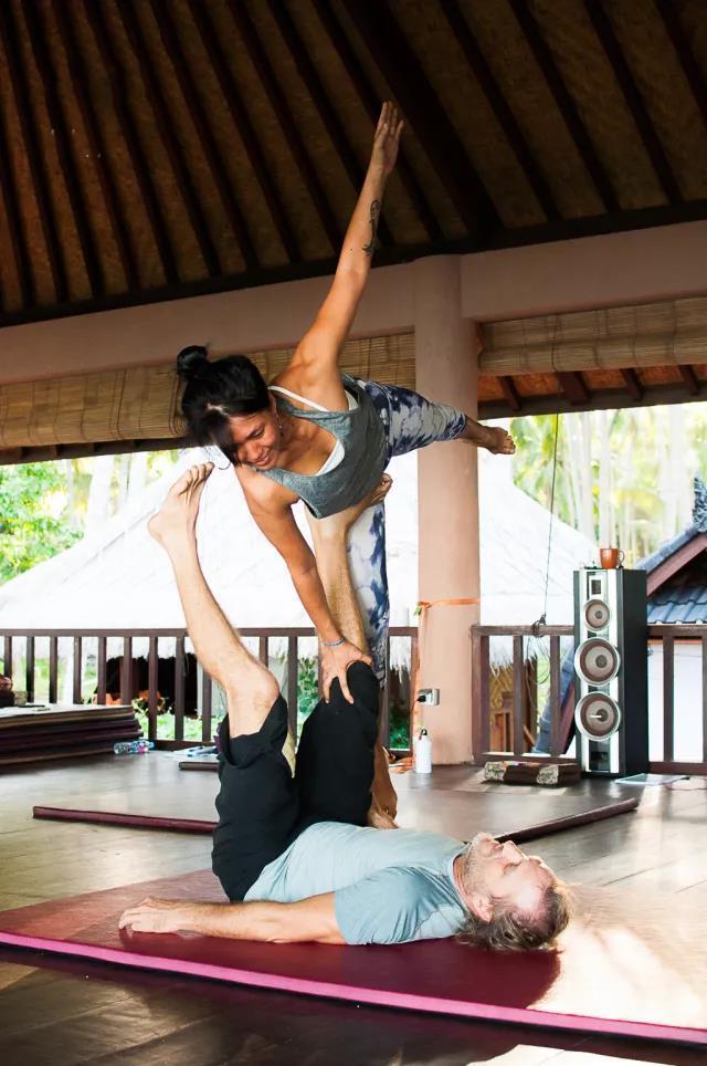 爱拍不拍x 9月国际名师工作坊 | 儿童瑜伽 亲子瑜伽 双人瑜伽创始人