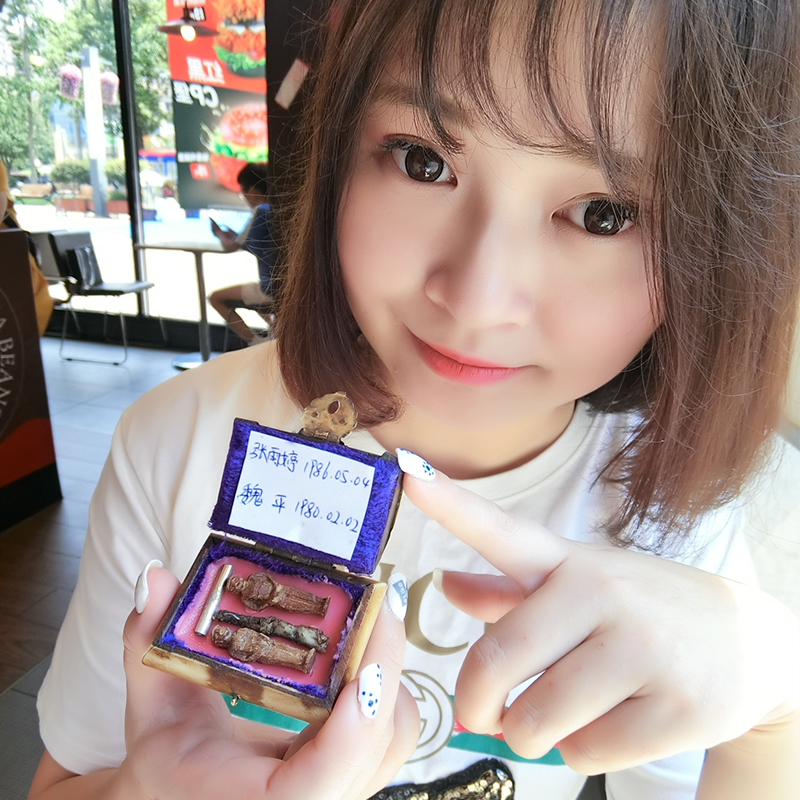 【阿赞宋玉 至尊宝情降盒】--mini情降盒子 情降法事 强大c布 挽回