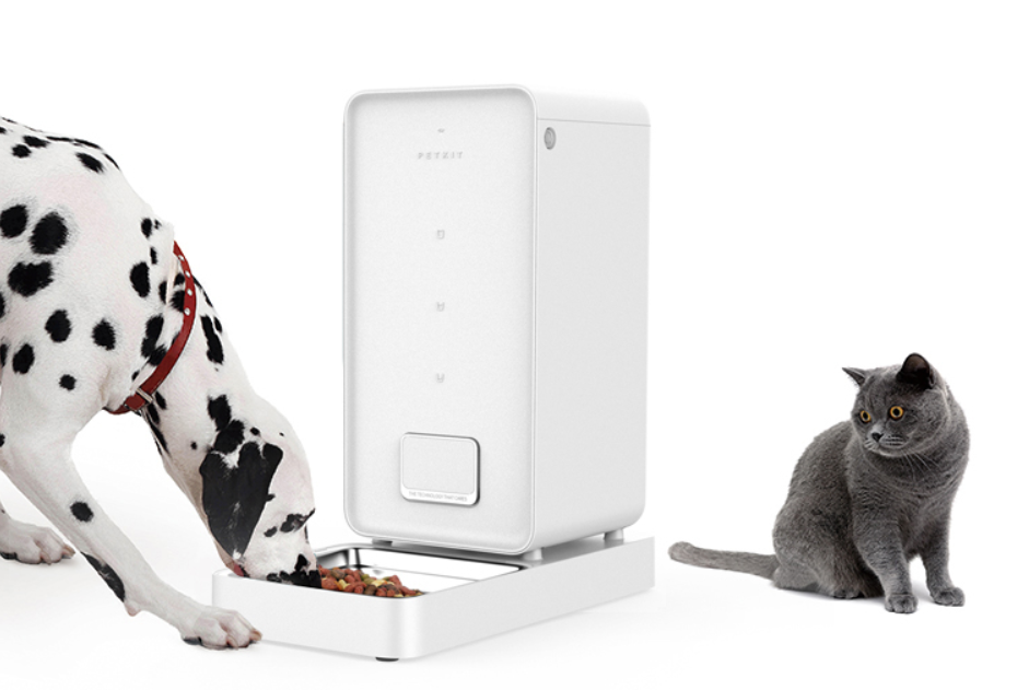 小佩智能喂食器