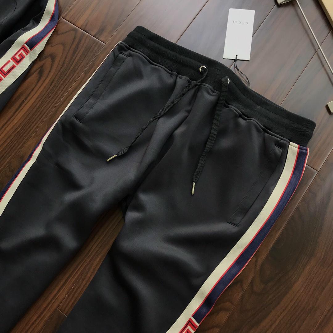 点此购买 gucci 【古驰】男士运动休闲套装 101782 hot