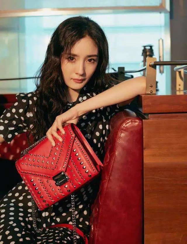 七夕特别款~mk 杨幂款whitney铆钉缀饰链条信封包