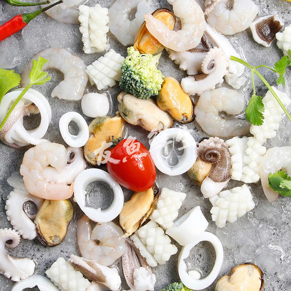 海鲜什锦(虾仁,鱿鱼花,鱿鱼圈,章鱼段,花蛤肉,贻贝)