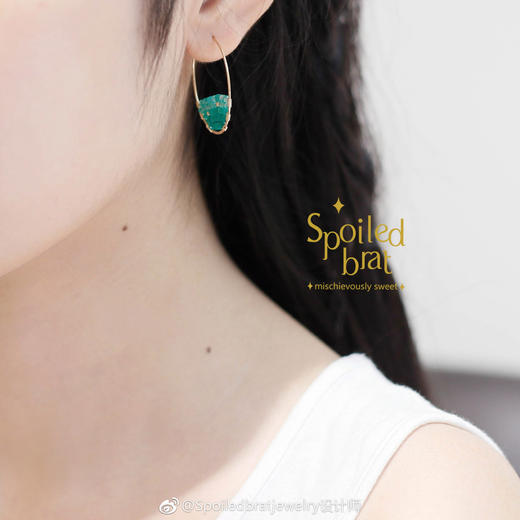 SpoiledBart Jewelry 天然绿玉髓耳圈 商品图4