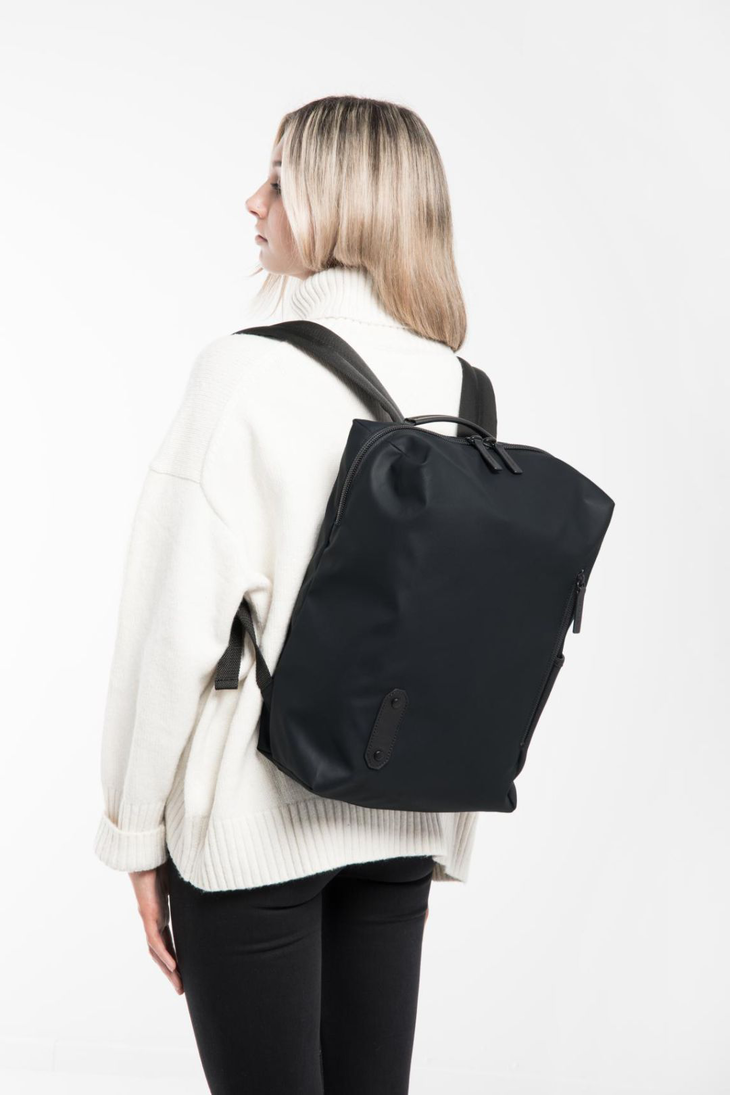 2018仕族特推范克"户外双肩包"k2 backpack