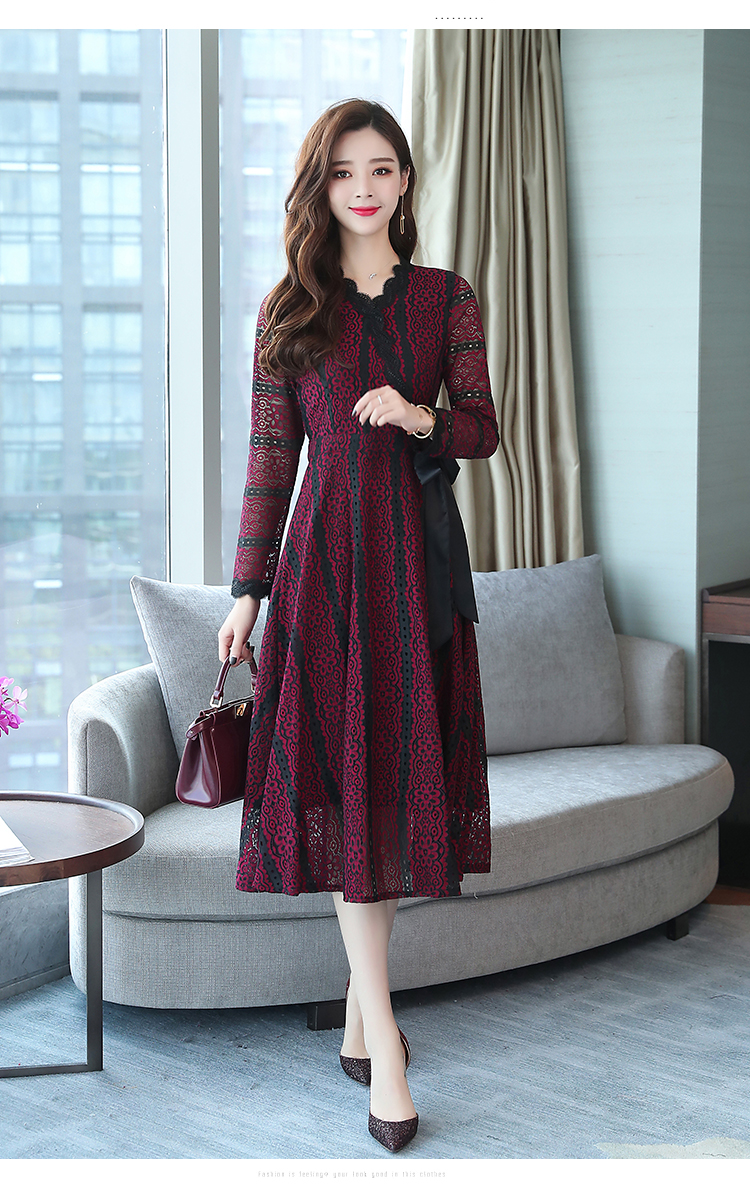 连衣裙女长款春装秋新款 韩版v领蕾丝长袖收腰时尚气质显瘦长裙简约舒