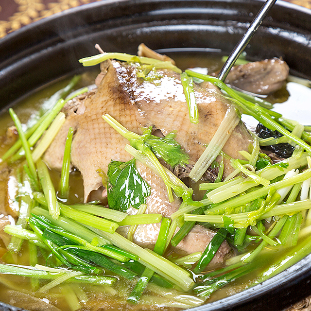 让煮熟的鸭子飞起来 风靡义乌20年的陈江波老鸭煲2只装 祖传5代秘制